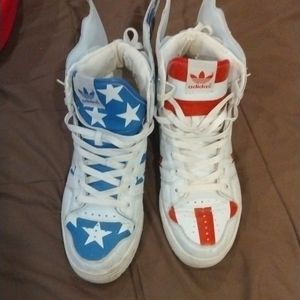 Adidas Jeremy Scott red white and blue winged size 10